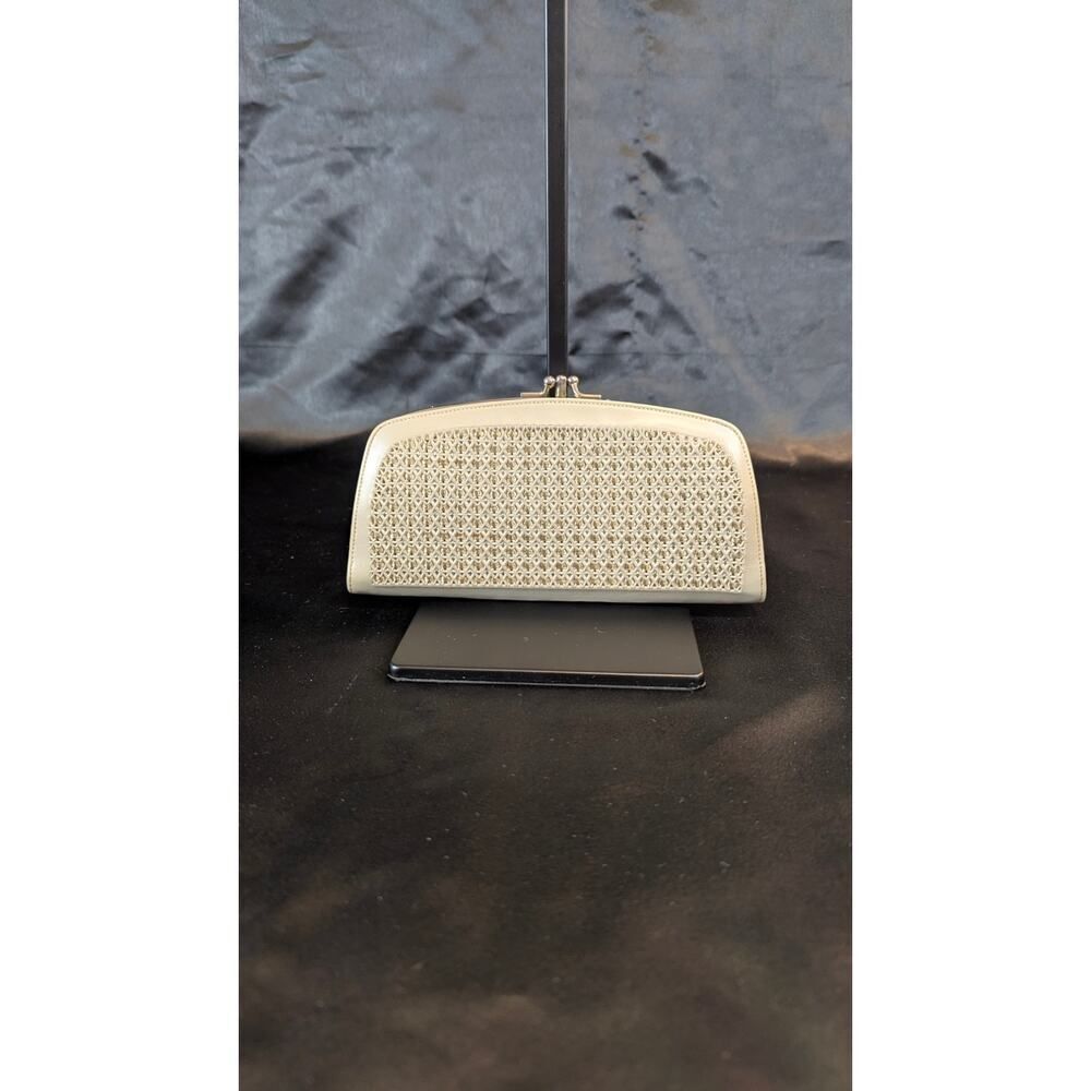 Vintage Baronet Long Wallet Beige Bone Leather Kisslock Retro Brass Rattan Ivory